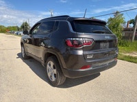 | GPS Navigation | Apple CarPlay and Android Auto | Power Liftgate | Foot-Activated Open 'N Go Liftg... (image 3)