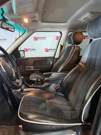 This 2006 Land Rover Range Rover Supercharged gives you that powerful, high-end feeling the second y... (image 6)