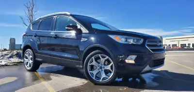 MGI Auto Ltd AMVIC Licenced Dealership STOCK # 96912 2017 Ford Escape Titanium - 2.0L EcoBoost Turbo...