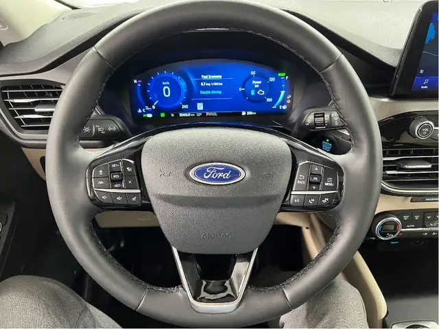 2021 Ford Escape Titanium Hybrid AWD - FACTORY WARRANTY/NO ACCID in Cars & Trucks in Winnipeg - Image 13