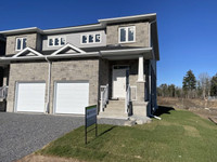 3 bed brand-new beautiful family home- 2723 Delmar St