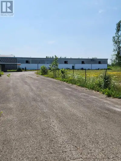 Single storey free standing building, manufacturing/warehouse building with front offices with total...