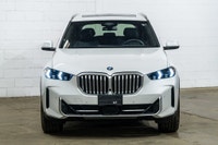 *English below* *Français:* Ce BMW X5 xDrive40i 2025 avec un bas kilométrage de 32452 km et aucun ac... (image 1)