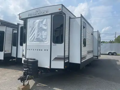 Financing Available O.A.C. PRICES DO NOT INCLUDE FREIGHT, ADMIN, TAXES AND PLATE 2024 Keystone RV Re...