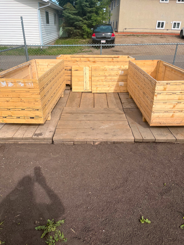 High Quality 2nd Hand Shipping Crates in Other Business & Industrial in Edmonton - Image 3