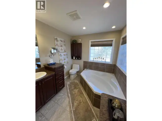 4 RESERVE ROAD Fort Nelson, British Columbia in Houses for Sale in Fort St. John - Image 20