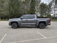 // ACCIDENT FREE!! // This 2025 Toyota Tundra SR5 Crewmax 5.5' Box 4x4 is a full-size pickup built f... (image 9)