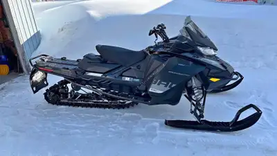 850 ETEC 11, 800 km Excellent Condition Spare Belt Two-up seat/backrest available for $900 Always st...