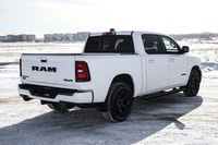 3.92 REAR AXLE RATIO,TIRES: 275/55R20 OWL ALL-SEASON (STD),ENGINE: 3.0L I6 HURRICANE SO TWIN TURBO E... (image 3)
