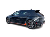Le Hyundai IONIQ 5 N 2025 est un VUS électrique haute performance qui combine la technologie avancée... (image 8)
