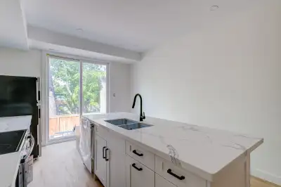 Two-Bedroom with Room to Roam