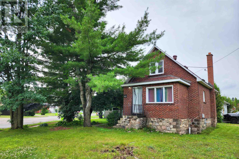 580 Morrison AVE Sault Ste. Marie, Ontario Houses for Sale Sault