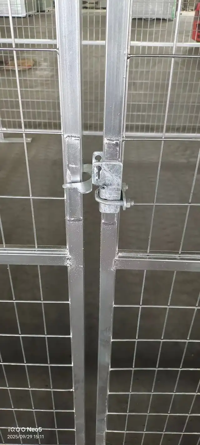 New Heavy-Duty Construction Fence Panel | Galvanized in Decks & Fences in Saskatoon - Image 8