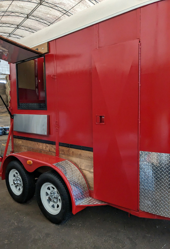 Mobile Bar, Food Trailer in Other in Barrie - Image 4