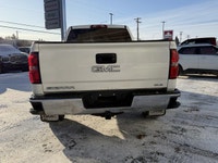 KBB.com Brand Image Awards. This GMC Sierra 1500 boasts a Gas V8 5.3L/325 engine powering this Autom... (image 4)