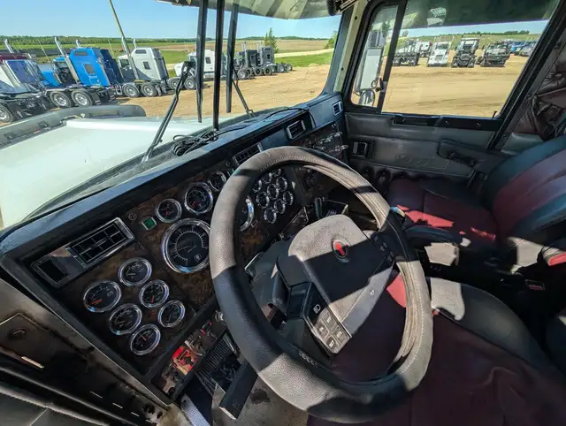 1998 KENWORTH W900L in Heavy Trucks in City of Montréal - Image 13