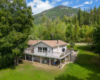 467 MEADOW CREEK ROAD Meadow Creek, British Columbia