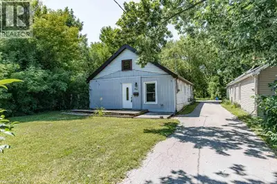 Welcome to this charming and spacious detached bungalow in the desirable Community Beach area of Sto...