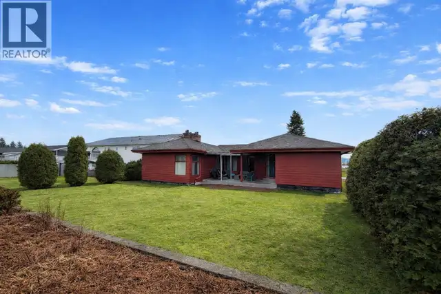 8 MELDRUM STREET Kitimat, British Columbia in Houses for Sale in Kitimat - Image 5