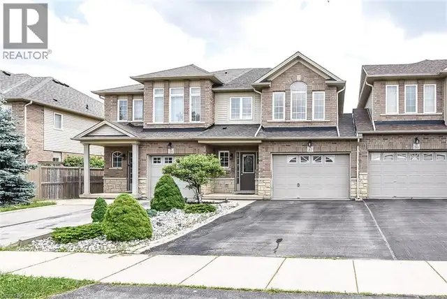 37 CORNERSTONE Drive 10th Line Shore, Ontario in Long Term Rentals in Hamilton - Image 2