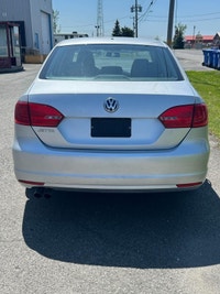 2014 VOLKWAGEN JETTA SEDAN TRENDLINE+ 2.0L L4 FWD —- FINANCEMENT MAISON DISPONIBLE AVEC ACOMPTE DE 2... (image 4)