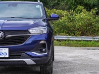 - Panoramic Sunroof - Heated Seat - Power Liftgate - Rear View Camera - AWD *Find your next used veh... (image 5)