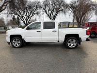 Welcome to Murray Buick GMC - Penticton Take on the day with our 2018 Chevrolet Silverado 1500 Custo... (image 2)