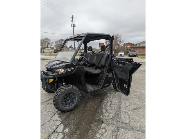 2024 Can-Am SSV DEF XT 64 HD10 BK 24 XT in ATVs in Sarnia - Image 9