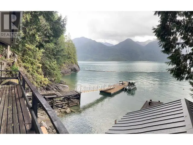 1 SEAL BAY Pitt Meadows, British Columbia in Houses for Sale in Prince Rupert - Image 12