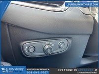 Discover the 2021 Chevrolet Equinox AWD 4dr LT 1LT, now available at Lounsbury Chevrolet Bathurst in... (image 8)