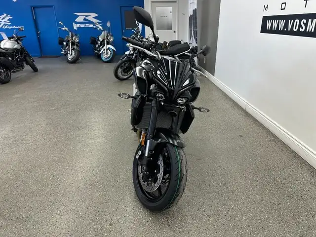 2025 Yamaha MT10ASB Hyper Naked - V6594 - -No Payments for 1 Yea in Sport Bikes in Markham / York Region - Image 4