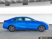 Front Wheel Drive,MP3 Capability,Auxiliary Audio Input,HD Radio,MP3 Capability,Daytime Running Light... (image 6)