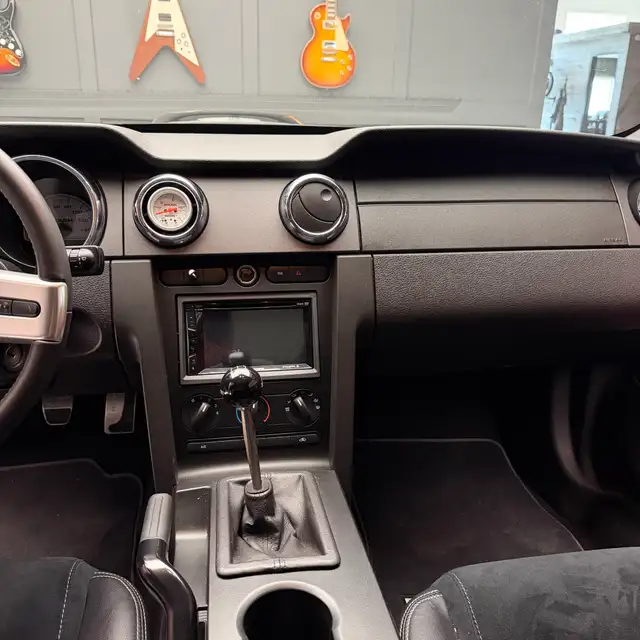 2009 Ford Mustang6050330685793996817