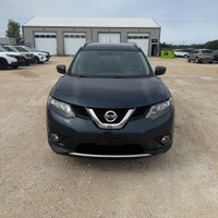 PRICE REDUCED!!! CLEAN SV MODEL!!! HEATED SEATS!! BACKUP CAMERA!!! 2016 Nissan Rogue SV AWD, Clean w... (image 1)