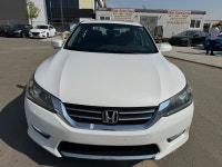 2013 Honda Accord EX-L | Mileage: 236,587 km ABS Brakes, Alloy Wheels, Heated Seats, Power Sunroof,... (image 1)