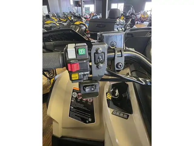 2023 Can-Am Outlander Xmr 1000 in ATVs in New Glasgow - Image 7