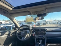 KBB.com Brand Image Awards. This Honda Civic Sedan boasts a Regular Unleaded I-4 2.0 L/122 engine po... (image 9)