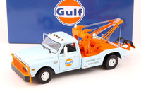 1969 CHEVROLET C30 TOW TRUCK GULF OIL 1:18 BY GREENLIGHT MODELS