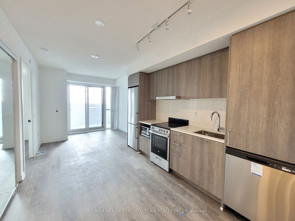 1BR & 2BR Brand New Condo units at Highway 7 & Jane St !! 3