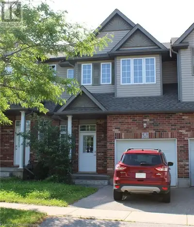 565 VIOLET Street Kitchener, Ontario