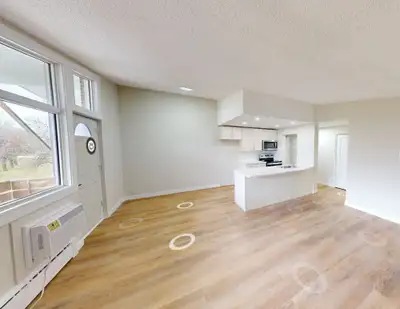 Kern Park Manor - Bachelor Apartment for Rent
