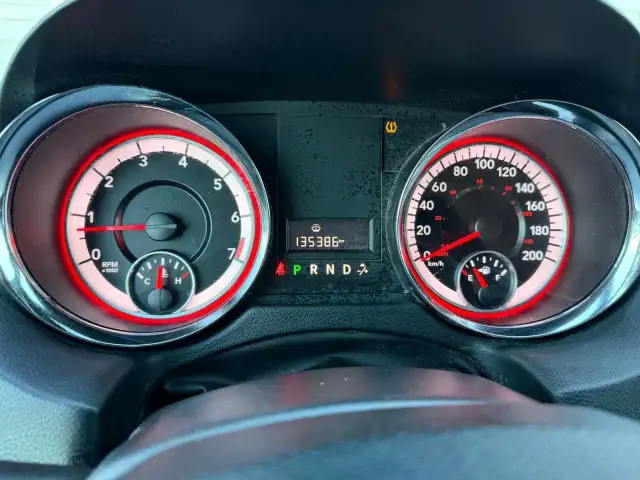 2018 DODGE Grand Caravan SXT in Cars & Trucks in Laval / North Shore - Image 7