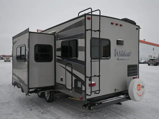 2019 Wildcat 245RGX in Travel Trailers & Campers in St. Albert - Image 5