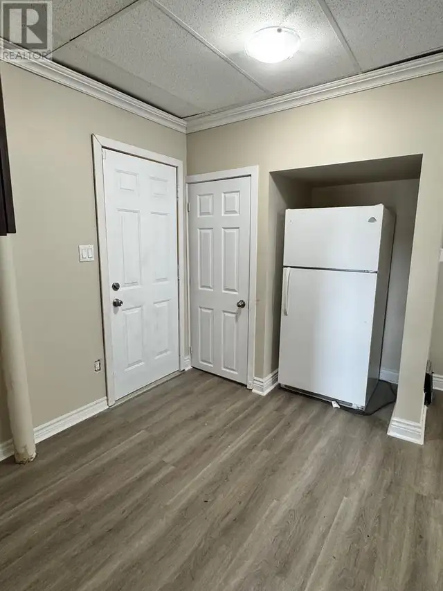 2 Bedroom Main Floor Unit – In-Unit Laundry – $1,650/month + Uti in Long Term Rentals in Sault Ste. Marie - Image 6