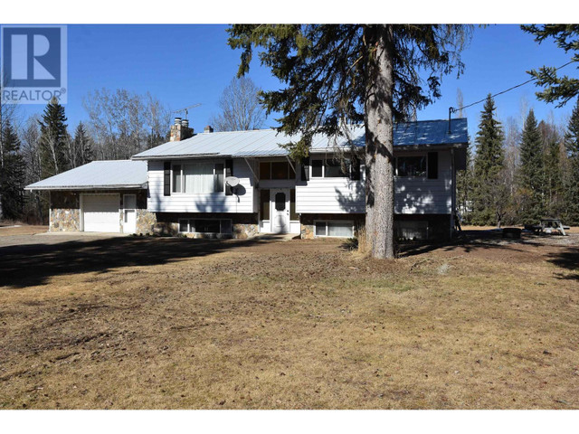 3360 RICHLAND CLOSE ROAD Quesnel, British Columbia in Houses for Sale in Quesnel - Image 2