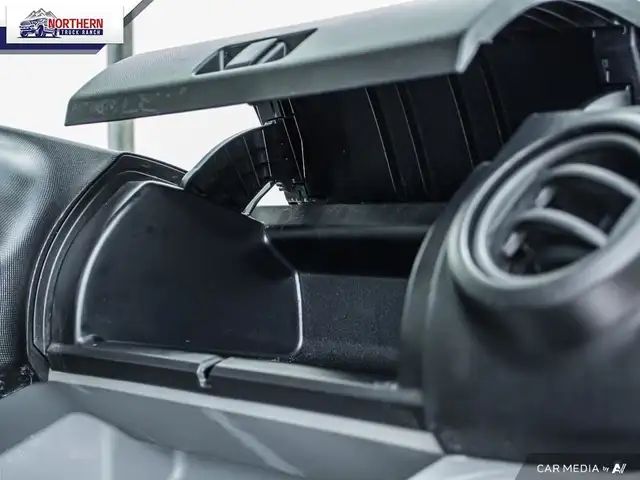 2018 Hino 195 2018 Hino 195 Cube Van / Box Truck – 5.1L Diese... in Cars & Trucks in Edmonton - Image 34