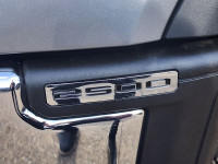 6.6L V8 | X31 OFF-ROAD PACKAGE | HEATED 40/20/40 FRONT SPLIT BENCH SEAT | HEATED STEERING WHEEL | RE... (image 5)