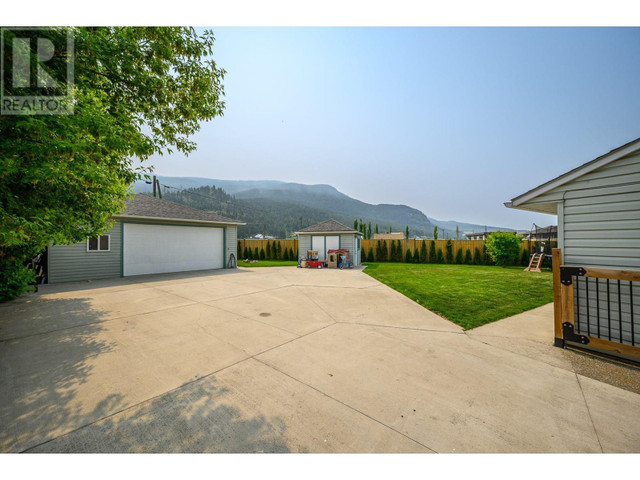 2109 Hunter Avenue Armstrong, British Columbia in Houses for Sale in Vernon - Image 2