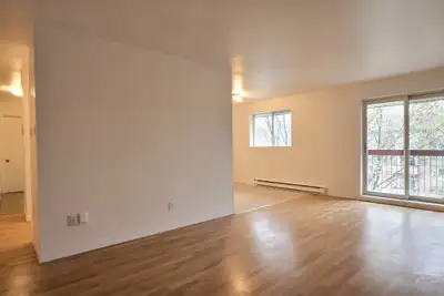 4 1/2 à Québec près ATRIUM et Costco LEBOURGNEUF JUILLET 2026 ou AVANT SI LOUÉ AVANT LE 1er JUILLET...