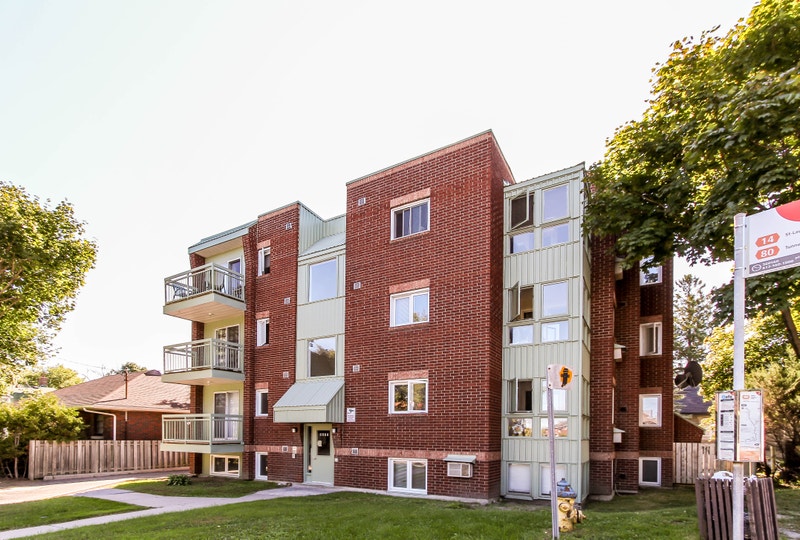 1137 Merivale Road Unit 2 , Nepean 1 bedroom Apartment for Ren Long